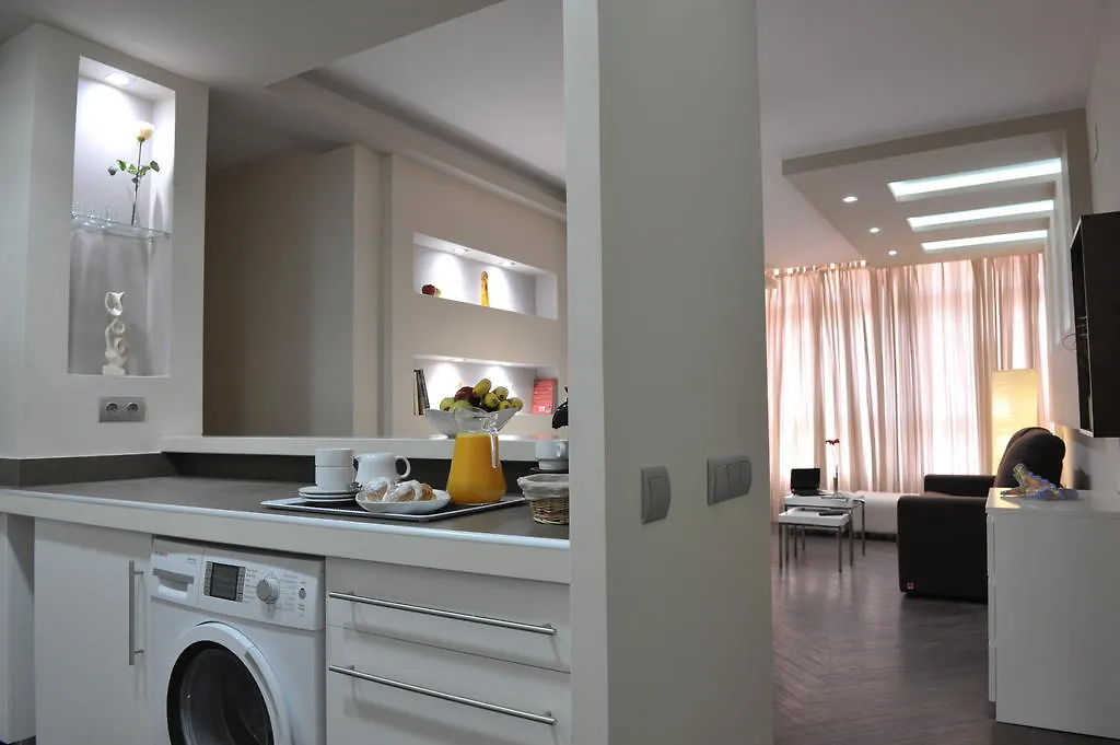 Gaudint Barcelona Suites